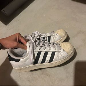 Adidas Superstar